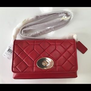 COACH #37488 Canyon Quilted Crosstown bag